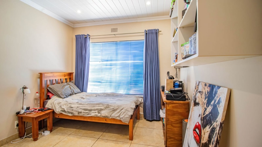 5 Bedroom Property for Sale in Glenvista Gauteng
