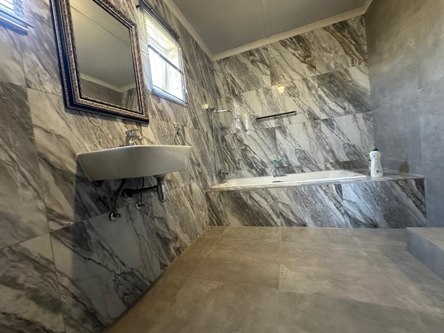3 Bedroom Property for Sale in Minnebron Gauteng