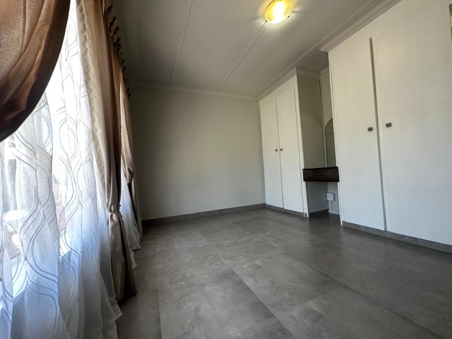 3 Bedroom Property for Sale in Minnebron Gauteng
