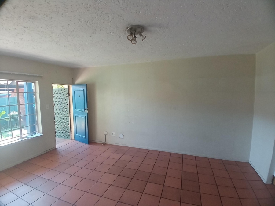 2 Bedroom Property for Sale in Rietfontein Gauteng