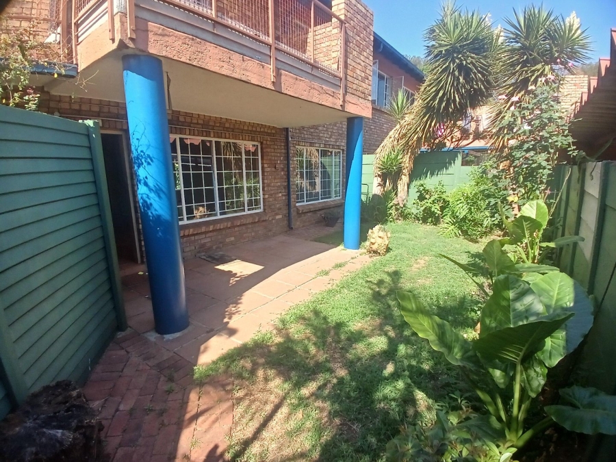2 Bedroom Property for Sale in Rietfontein Gauteng