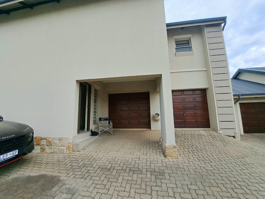 4 Bedroom Property for Sale in Meyersdal Gauteng
