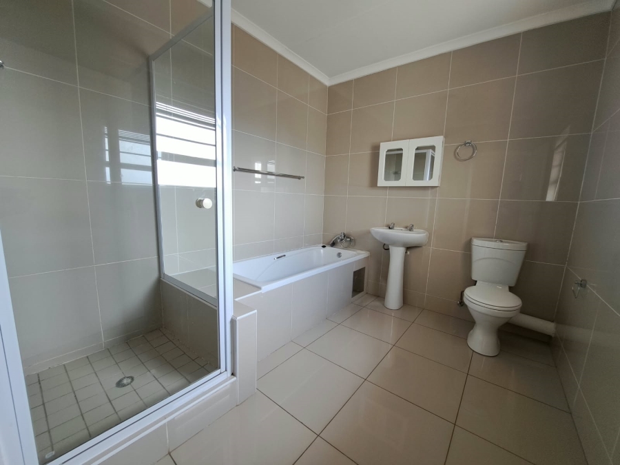 4 Bedroom Property for Sale in Meyersdal Gauteng