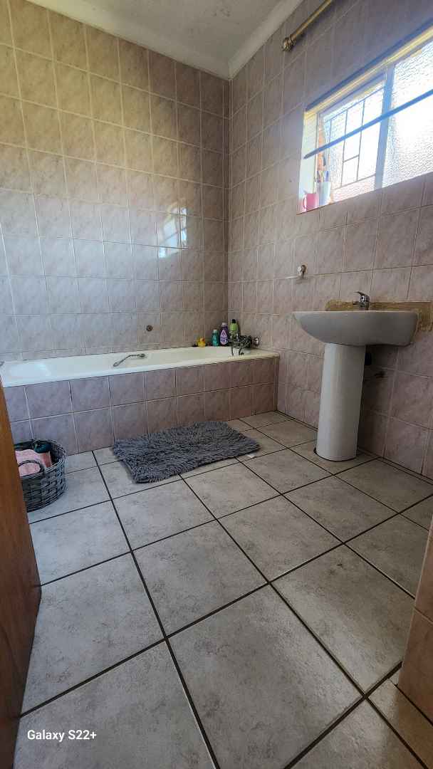 3 Bedroom Property for Sale in The Orchards Gauteng