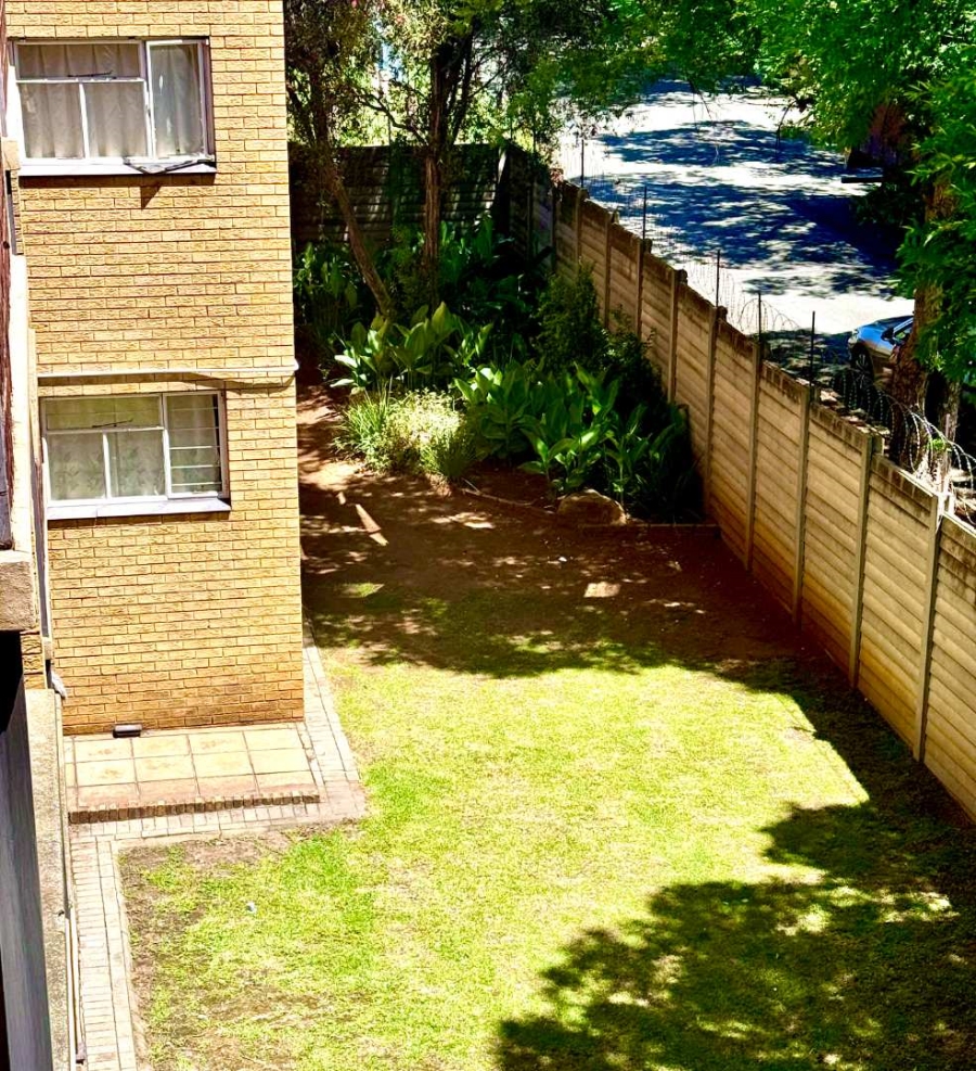 Commercial Property for Sale in New Redruth Gauteng