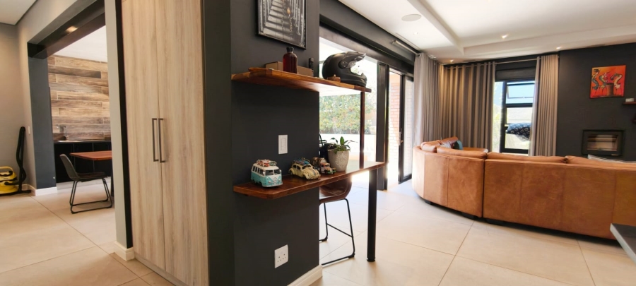 To Let 3 Bedroom Property for Rent in Olympus AH Gauteng