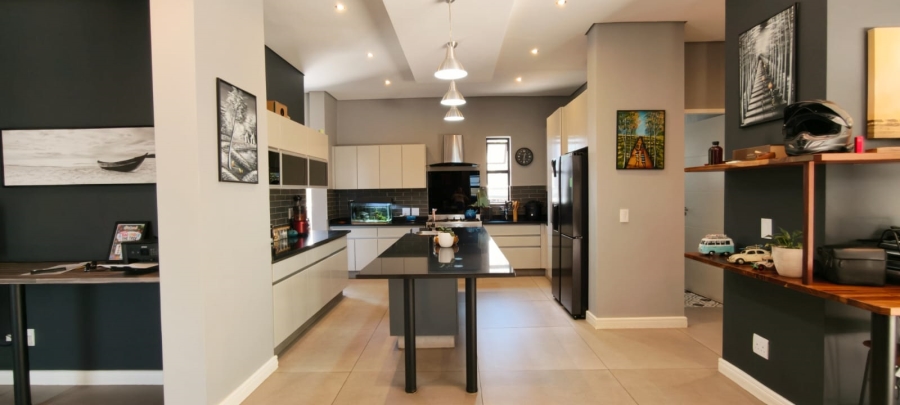 To Let 3 Bedroom Property for Rent in Olympus AH Gauteng