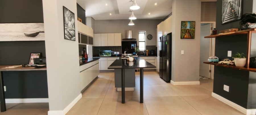 To Let 3 Bedroom Property for Rent in Olympus AH Gauteng