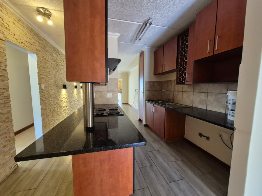 To Let 2 Bedroom Property for Rent in Carlswald North Gauteng