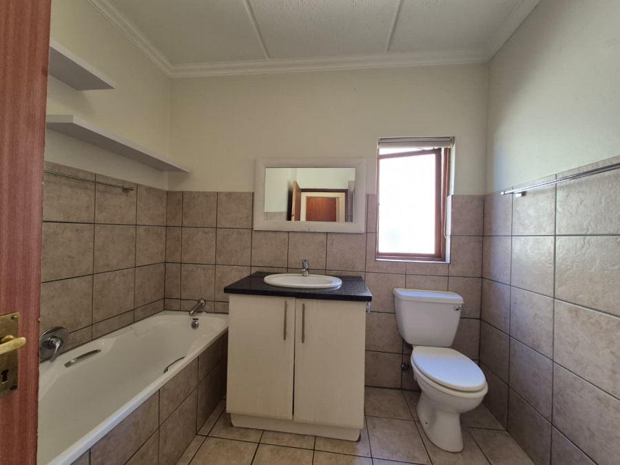 To Let 2 Bedroom Property for Rent in Carlswald North Gauteng