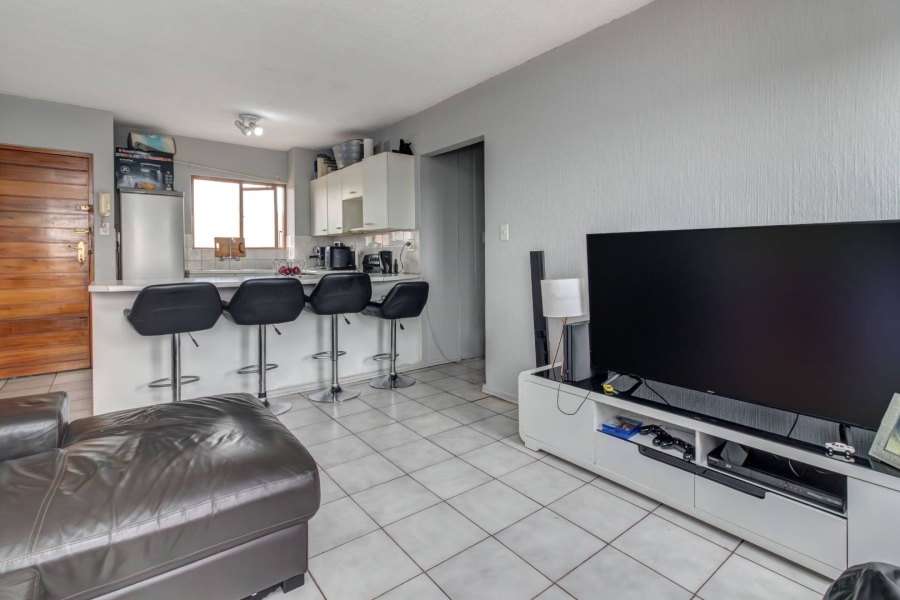 To Let 2 Bedroom Property for Rent in Weltevreden A H Gauteng