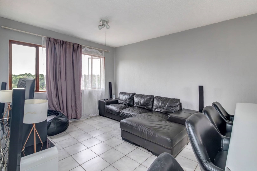 To Let 2 Bedroom Property for Rent in Weltevreden A H Gauteng