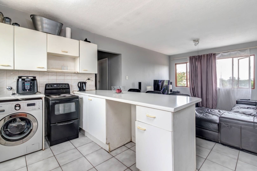 To Let 2 Bedroom Property for Rent in Weltevreden A H Gauteng