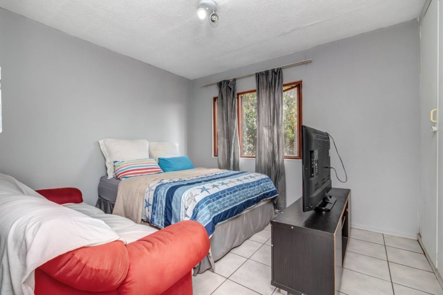 To Let 2 Bedroom Property for Rent in Weltevreden A H Gauteng