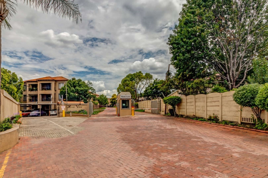 To Let 2 Bedroom Property for Rent in Weltevreden A H Gauteng