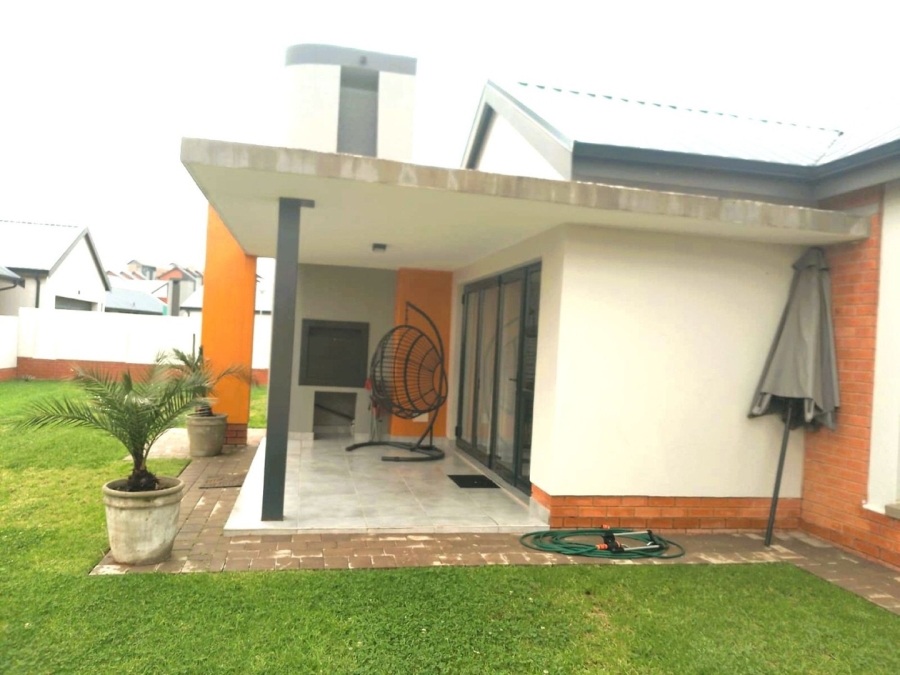 3 Bedroom Property for Sale in Amberfield Gauteng