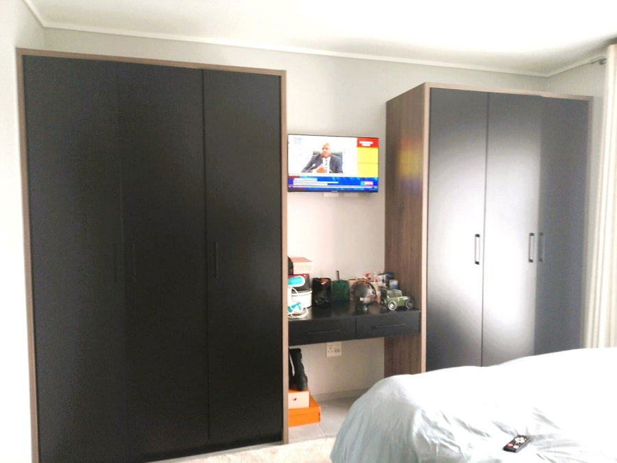 3 Bedroom Property for Sale in Amberfield Gauteng