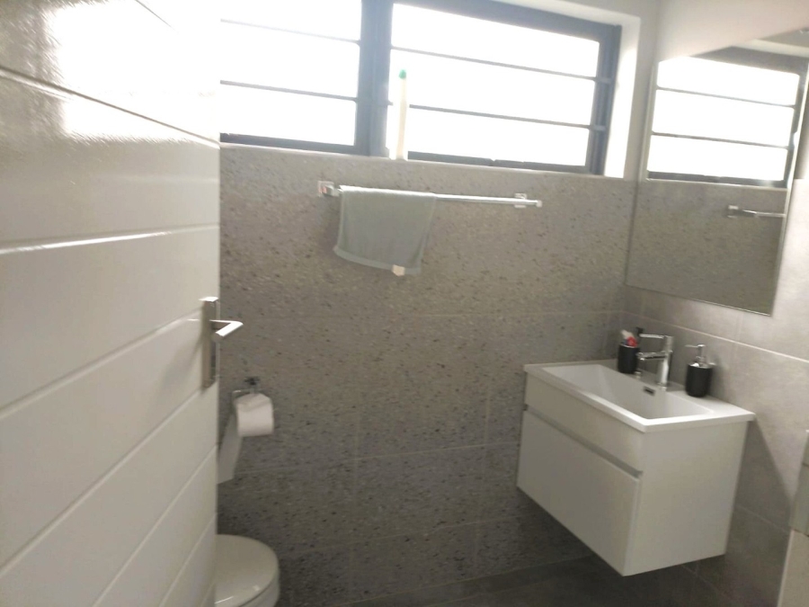 3 Bedroom Property for Sale in Amberfield Gauteng