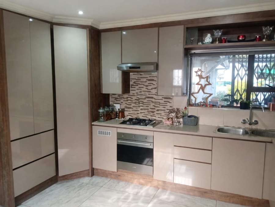 3 Bedroom Property for Sale in Morehill Gauteng