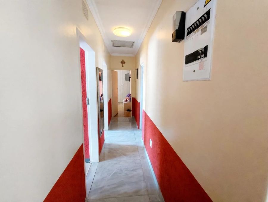 3 Bedroom Property for Sale in Morehill Gauteng