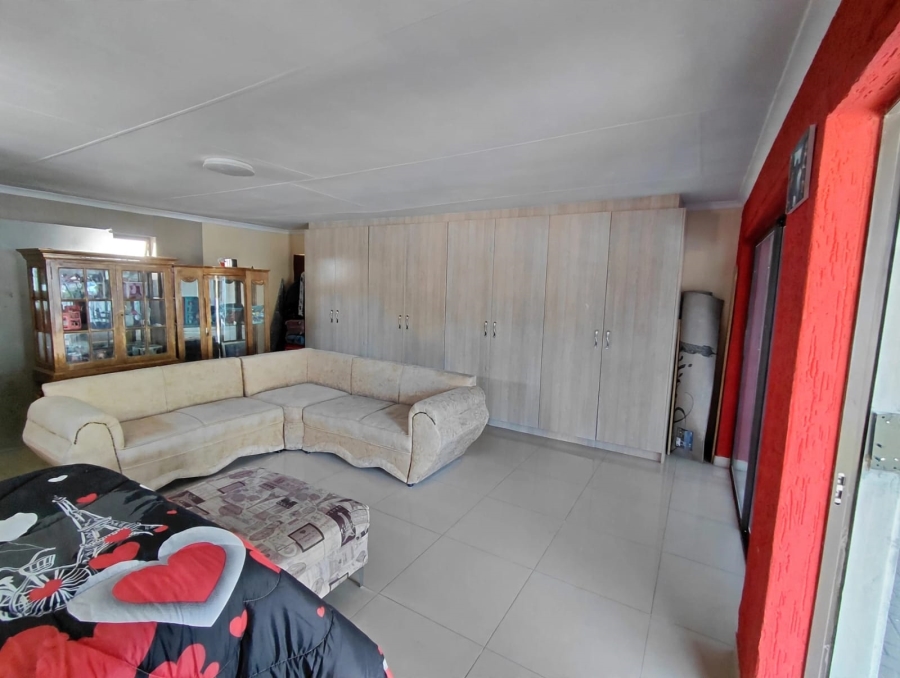 3 Bedroom Property for Sale in Morehill Gauteng