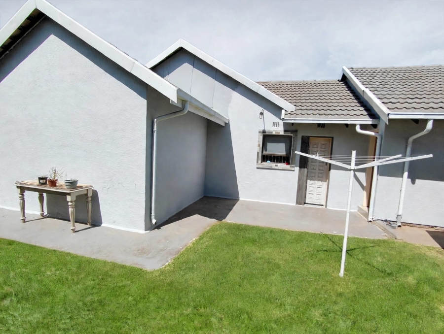 3 Bedroom Property for Sale in Morehill Gauteng