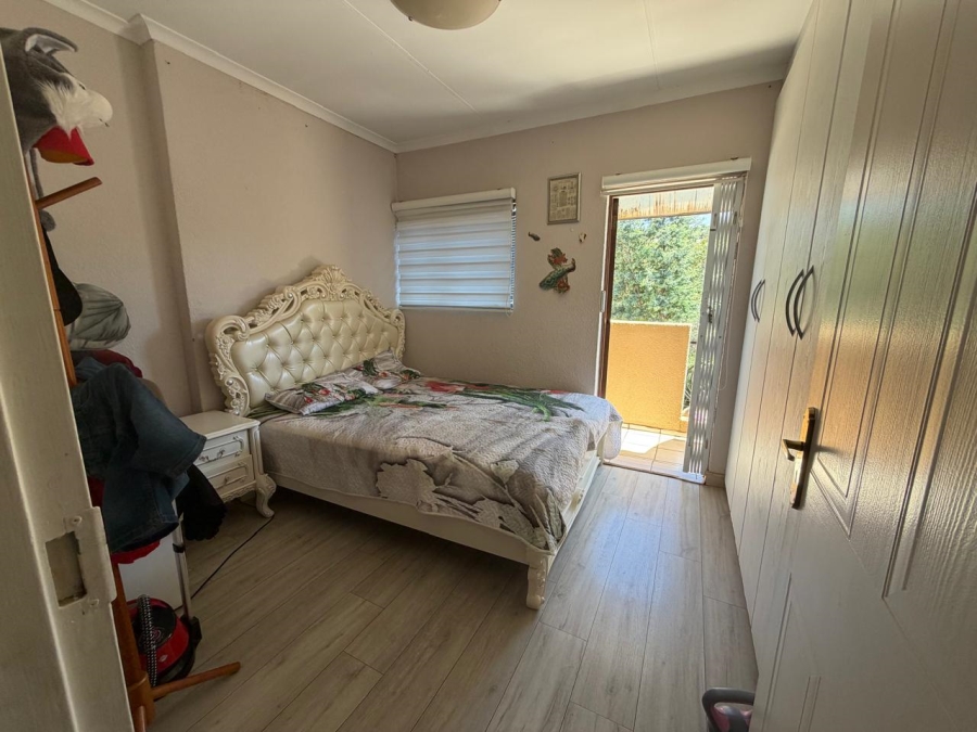3 Bedroom Property for Sale in Oakdene Gauteng
