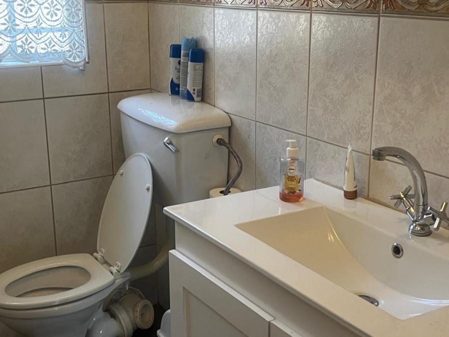4 Bedroom Property for Sale in Brackendowns Gauteng