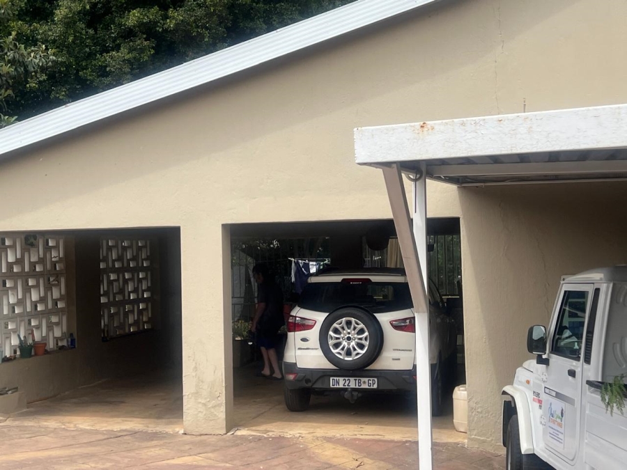 4 Bedroom Property for Sale in Brackendowns Gauteng