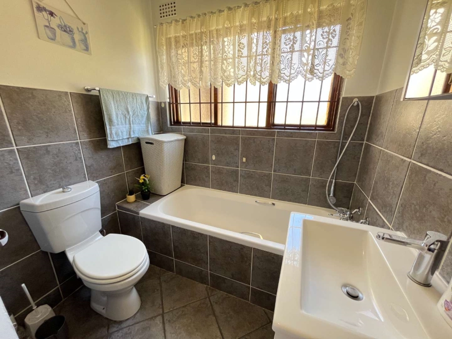 2 Bedroom Property for Sale in Winchester Hills Gauteng