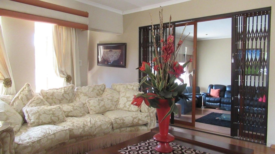 3 Bedroom Property for Sale in Oakdene Gauteng