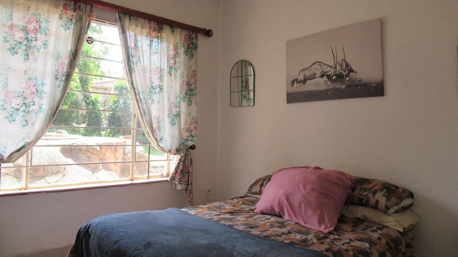 3 Bedroom Property for Sale in Oakdene Gauteng