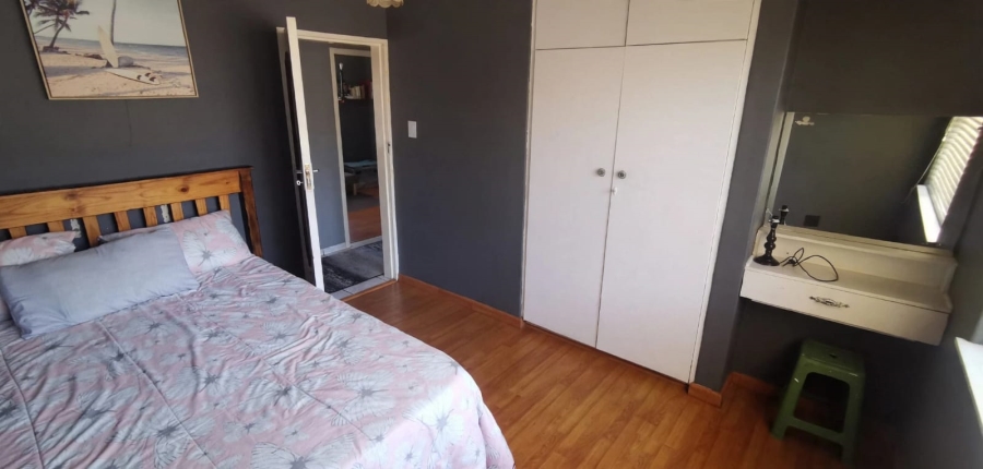 5 Bedroom Property for Sale in Brackendowns Gauteng