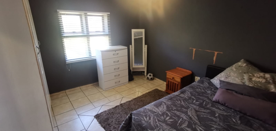 5 Bedroom Property for Sale in Brackendowns Gauteng