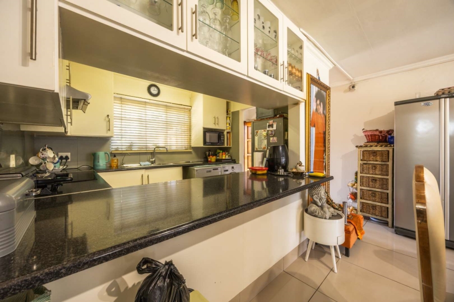 3 Bedroom Property for Sale in Equestria Gauteng