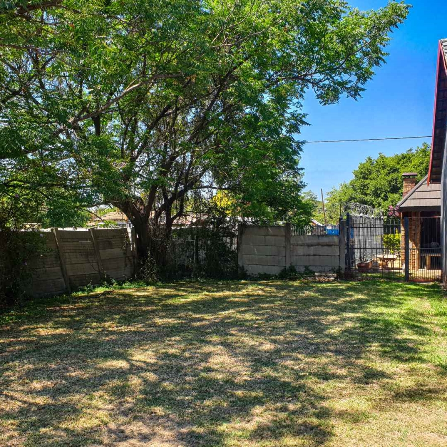 4 Bedroom Property for Sale in Dorandia Gauteng