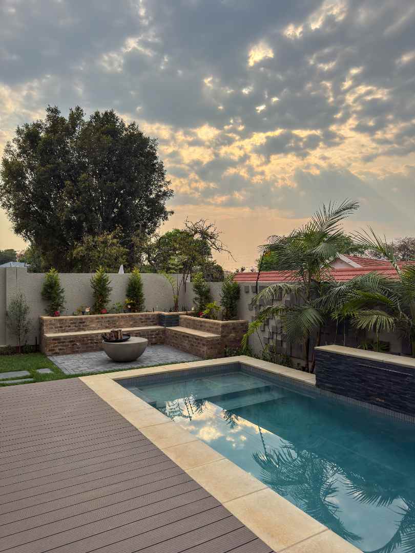 To Let 4 Bedroom Property for Rent in Bryanston Gauteng