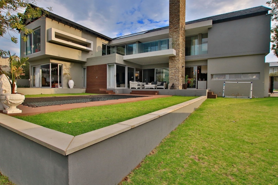 5 Bedroom Property for Sale in Waterfall Country Estate Gauteng
