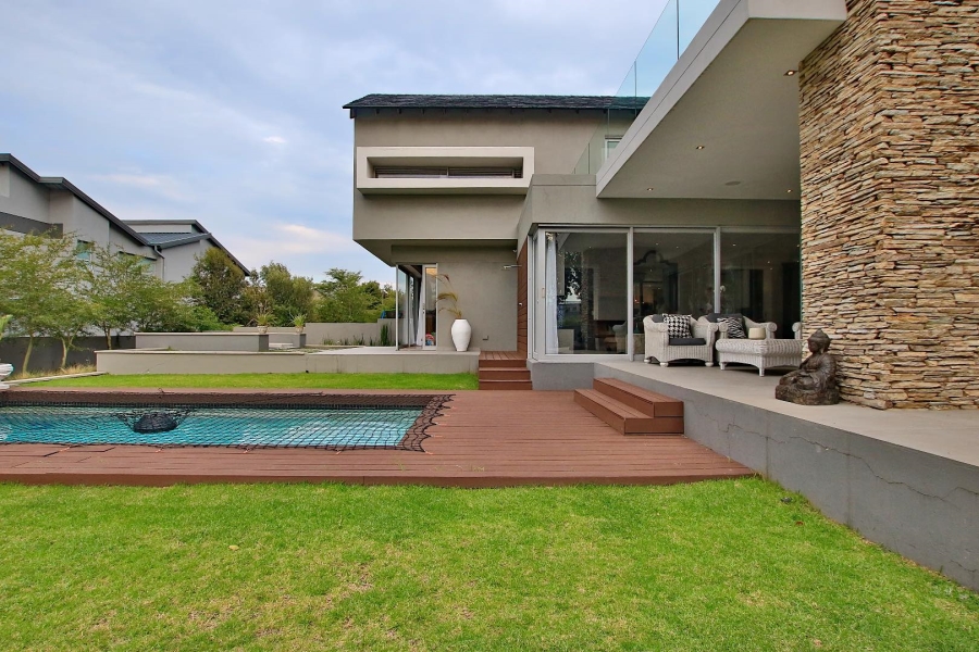 5 Bedroom Property for Sale in Waterfall Country Estate Gauteng
