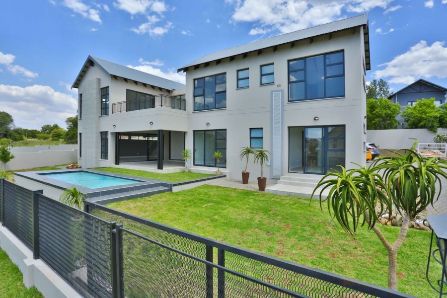 4 Bedroom Property for Sale in Waterfall Country Estate Gauteng