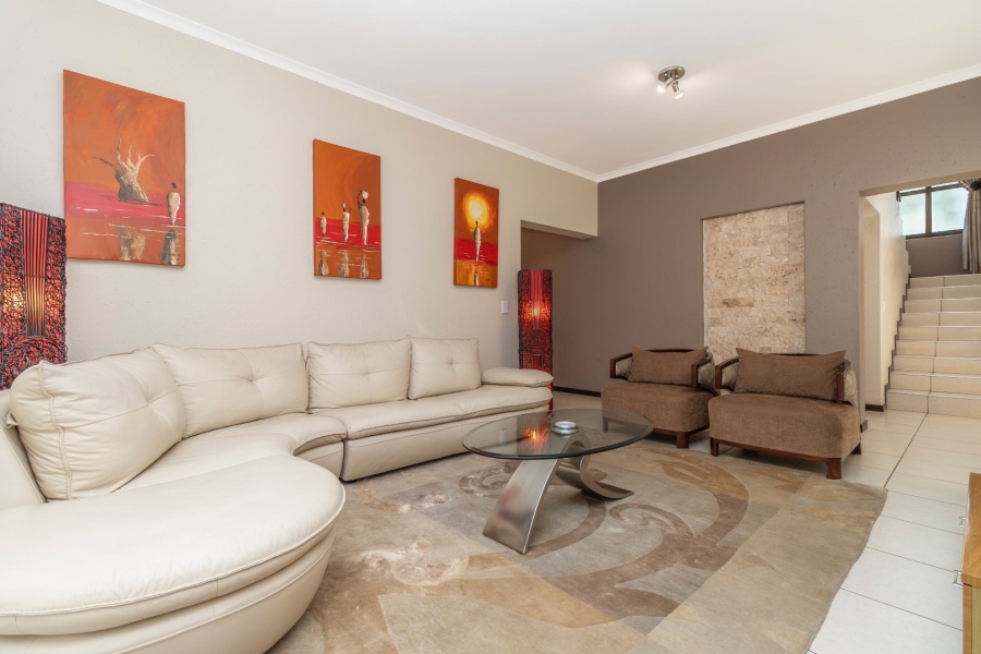 4 Bedroom Property for Sale in Carlswald Gauteng