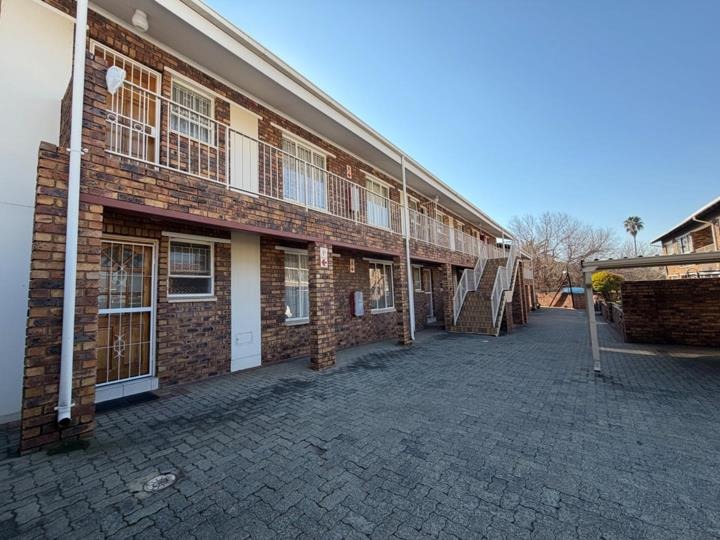 2 Bedroom Property for Sale in New Redruth Gauteng