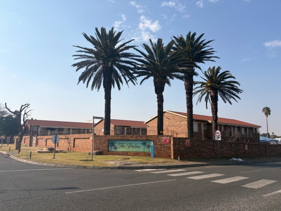 2 Bedroom Property for Sale in New Redruth Gauteng
