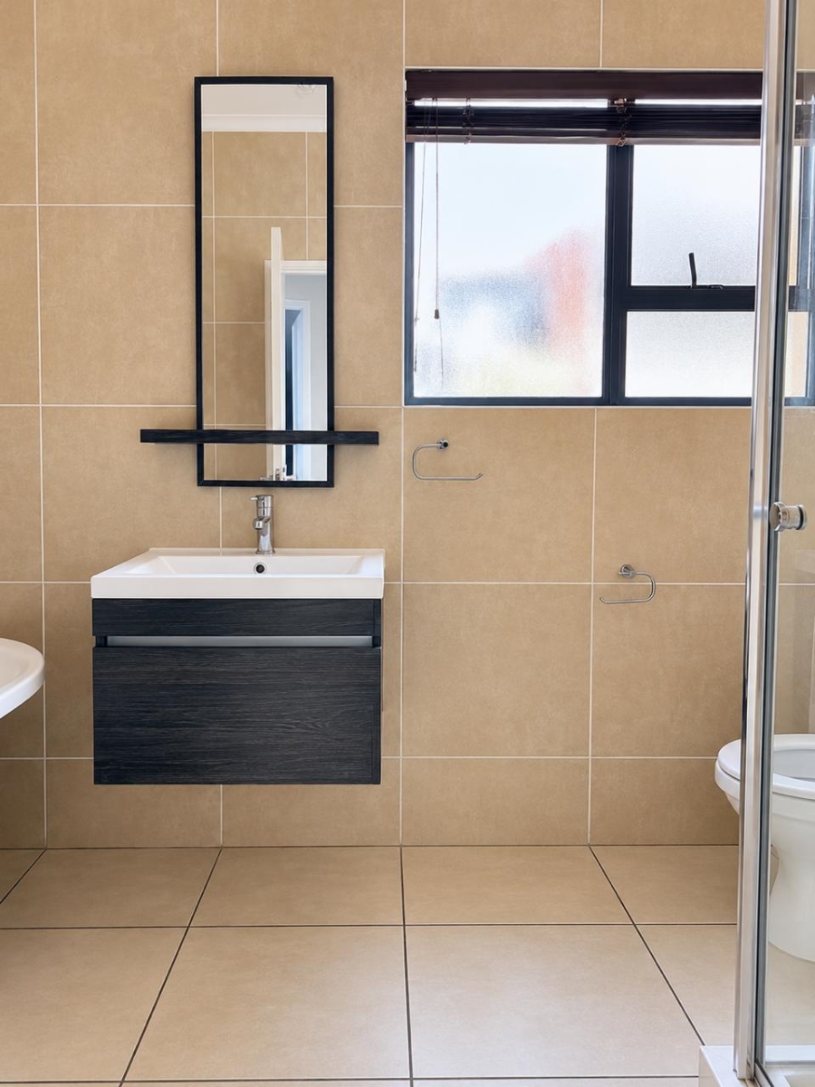 3 Bedroom Property for Sale in Greenstone Hill Gauteng