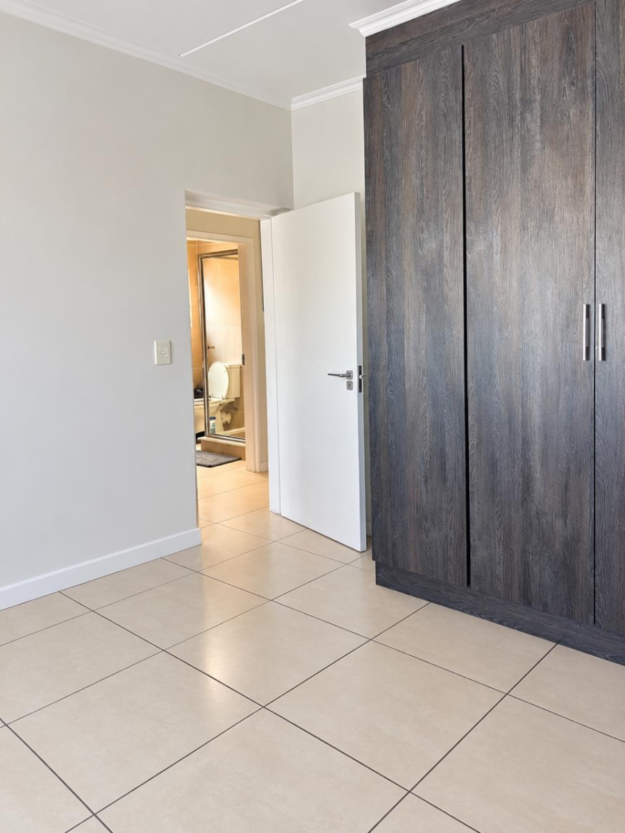 3 Bedroom Property for Sale in Greenstone Hill Gauteng