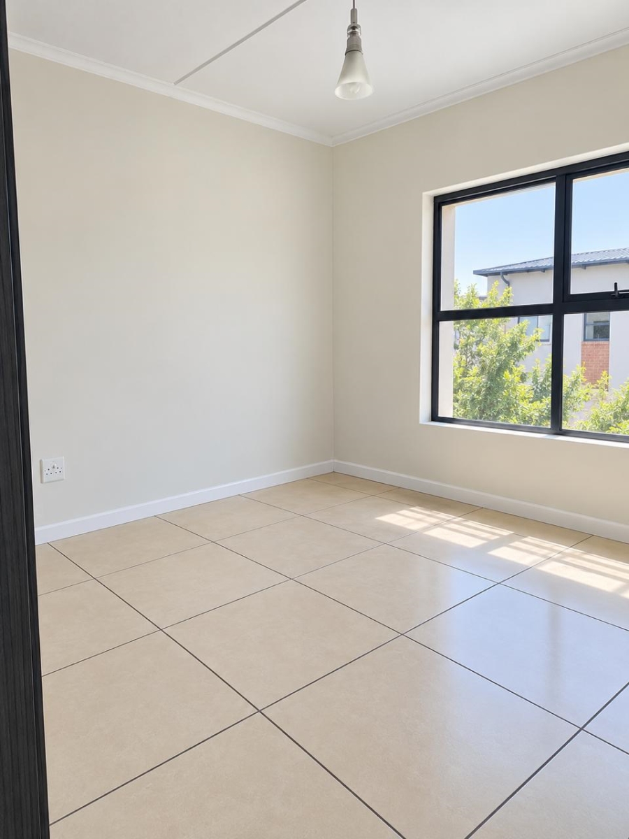 3 Bedroom Property for Sale in Greenstone Hill Gauteng