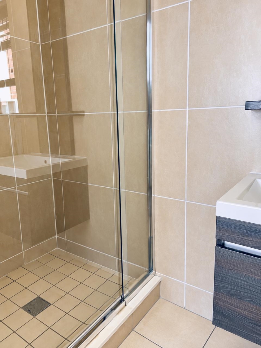 3 Bedroom Property for Sale in Greenstone Hill Gauteng