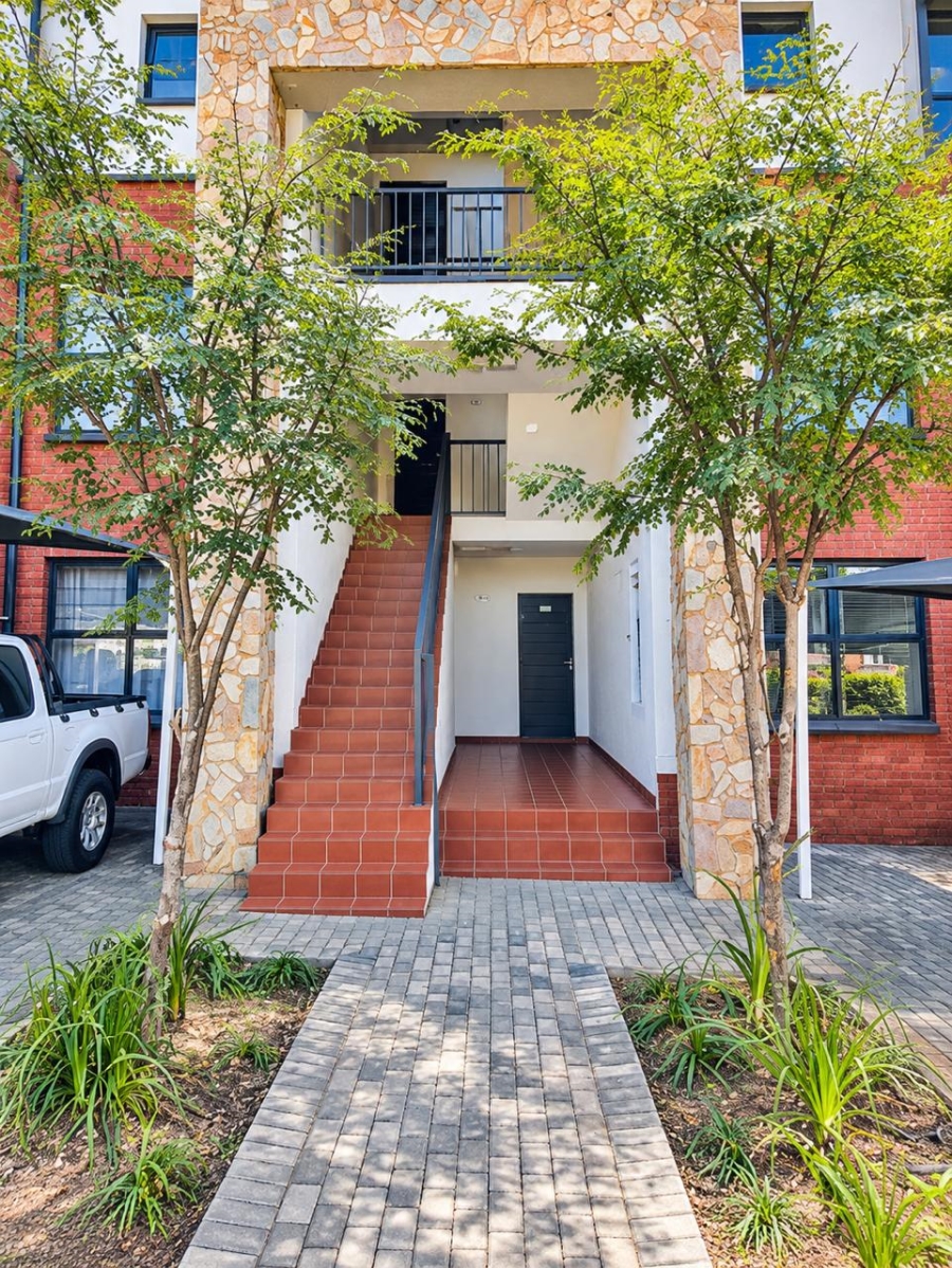 3 Bedroom Property for Sale in Greenstone Hill Gauteng