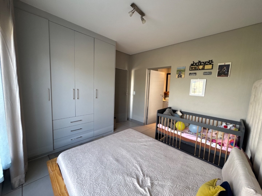 To Let 2 Bedroom Property for Rent in Die Hoewes Gauteng