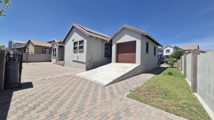 3 Bedroom Property for Sale in Kosmosdal Gauteng